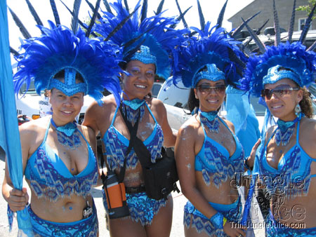 caribana_parade_pt1-105