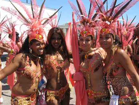 caribana_parade_pt1-117
