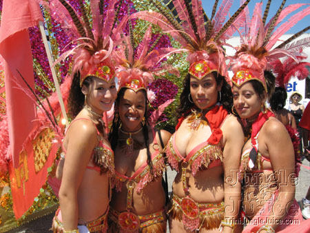 caribana_parade_pt1-121