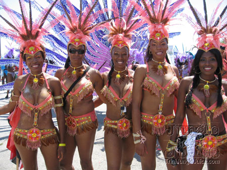 caribana_parade_pt1-123