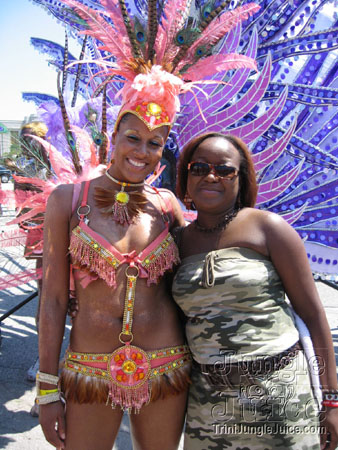 caribana_parade_pt1-124