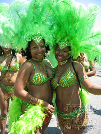caribana_parade_pt1-137