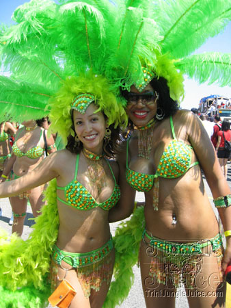 caribana_parade_pt1-138