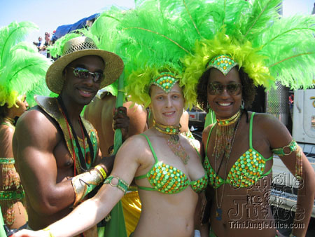 caribana_parade_pt1-140