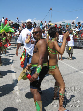 caribana_parade_pt1-146