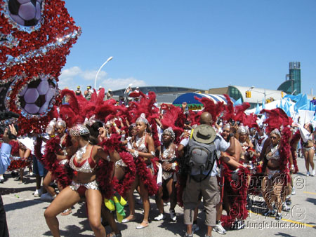caribana_parade_pt1-148