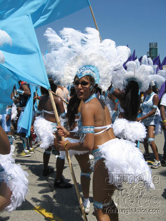 caribana_parade_pt1-150