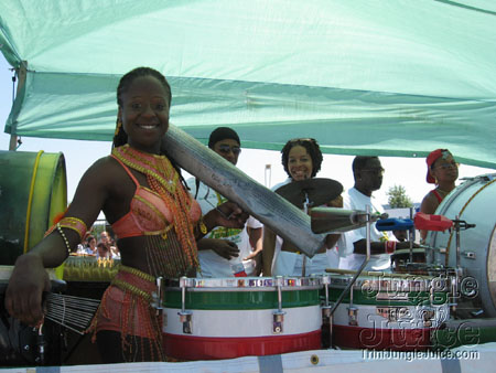 caribana_parade_pt1-176