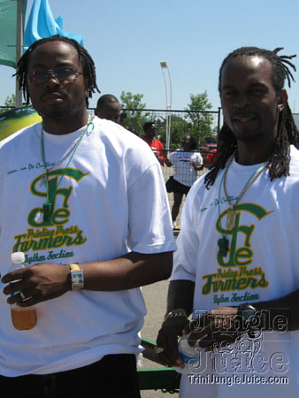 caribana_parade_pt1-182