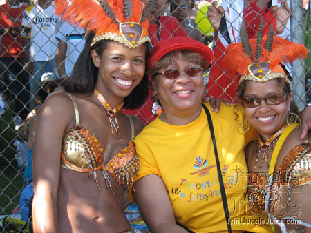 caribana_parade_pt2-025