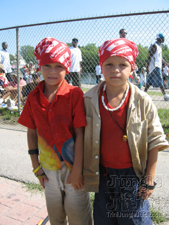 caribana_parade_pt2-039