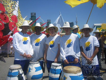 caribana_parade_pt2-071