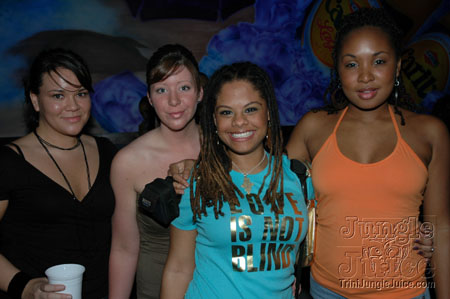 carnival_fever_2k6-02