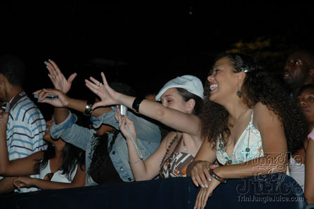 carnival_in_nyc_2006-19