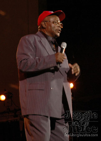 carnival_in_nyc_2006-23