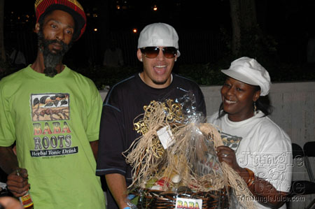 carnival_in_nyc_2006-29