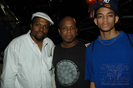 carnival_in_nyc_2006-40