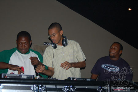 chromatics_cd_launch-34