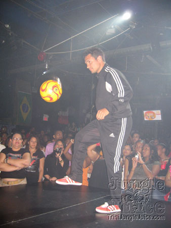 cnz_bandlaunch_206-032