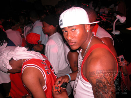 cocoyea_redwhiteblack-10