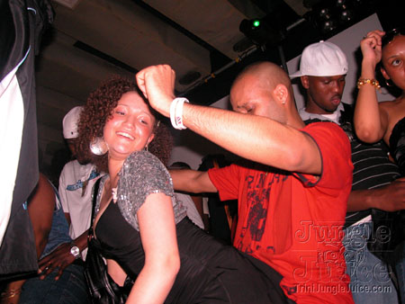 cocoyea_redwhiteblack-13