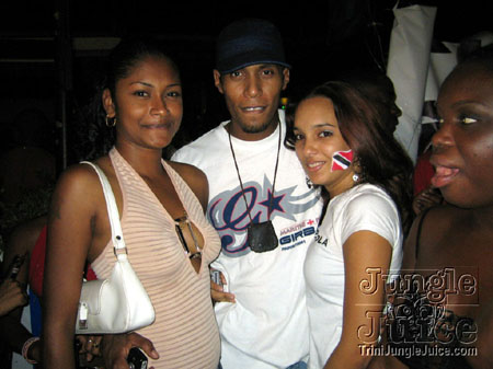 crobar_football_afterlime-09