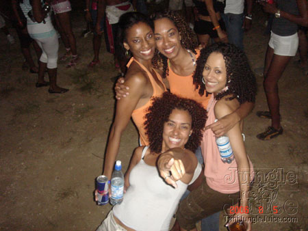 3-baje_fete_2006-04