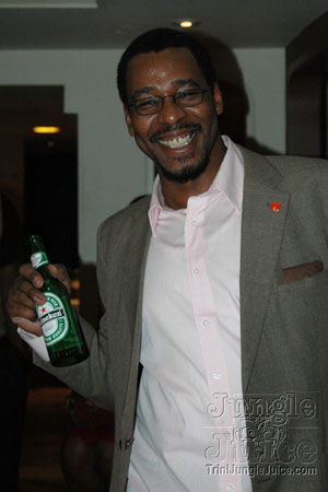 danclair_xmas_party_2006-27