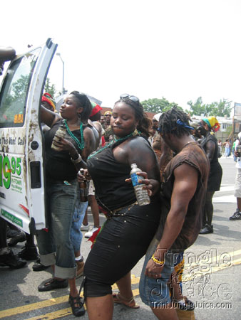 dc_carnival_2006_pt2-029