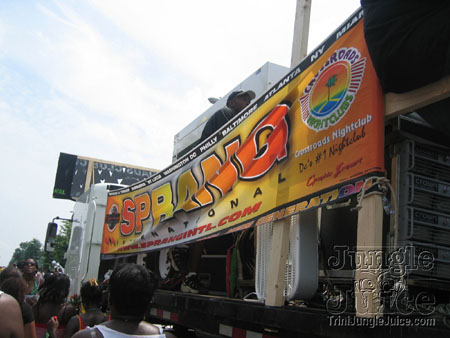 dc_carnival_2006_pt2-033