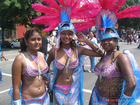 dc_carnival_2006_pt2-037