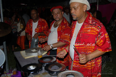 miami_flygirls_fiesta-38