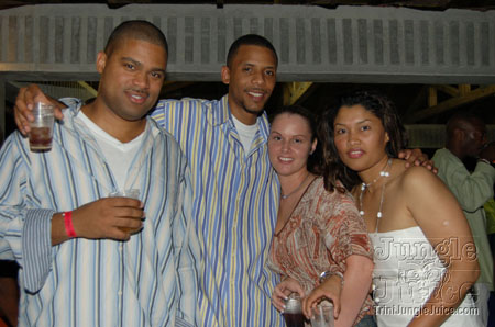 miami_flygirls_fiesta-55