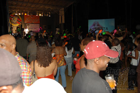 miami_flygirls_fiesta-60