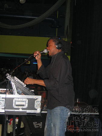 fresh_fete_fri_mar06-05