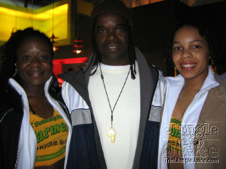 fresh_outta_carnival-013