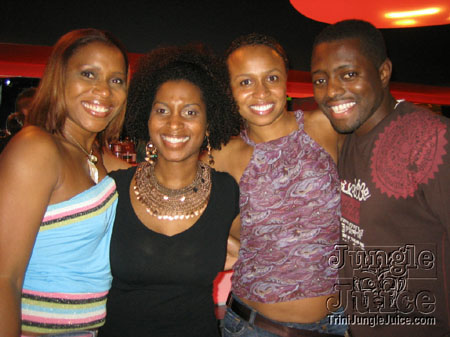 fresh_outta_carnival-015