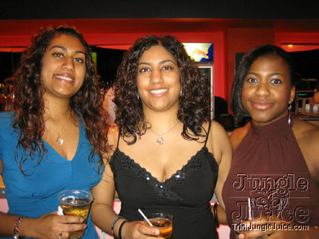 fresh_outta_carnival-023