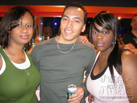 fresh_outta_carnival-048