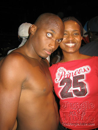 fresh_outta_carnival-066