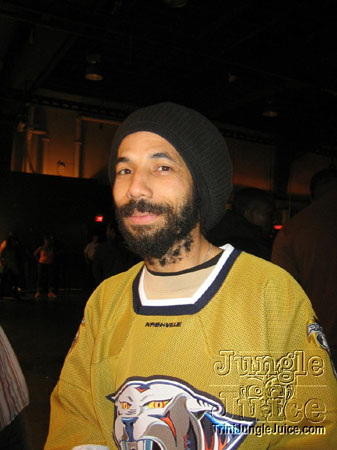 fresh_outta_carnival-075