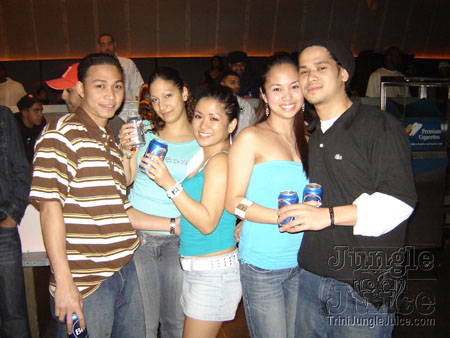 fresh_outta_carnival-079