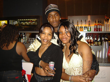 fresh_outta_carnival-084