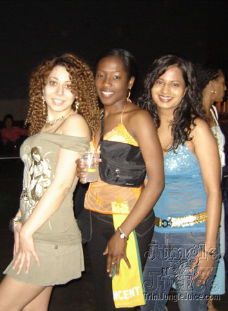 fresh_outta_carnival-086