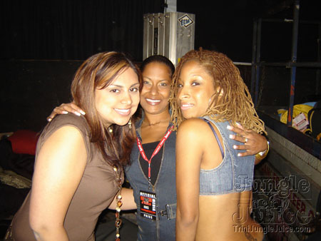 fresh_outta_carnival-111