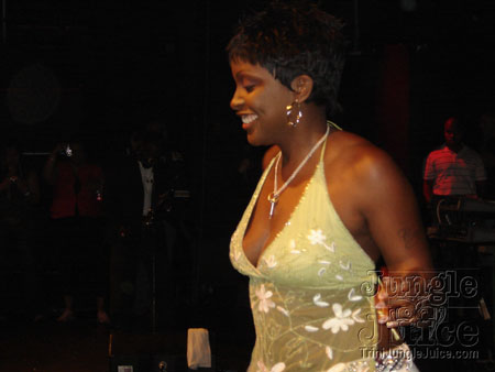 fresh_outta_carnival-124