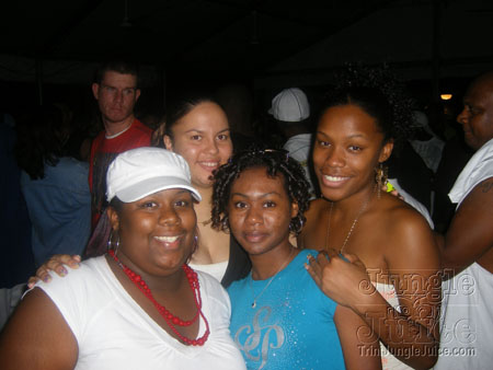 genx_scruples_thanks_2006-20