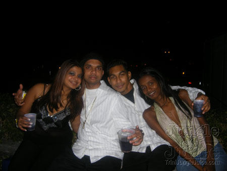 genx_scruples_thanks_2006-32