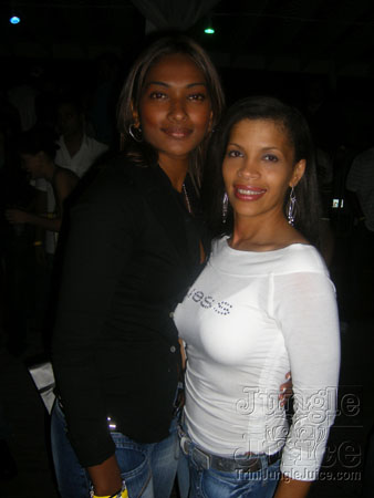 genx_scruples_thanks_2006-34