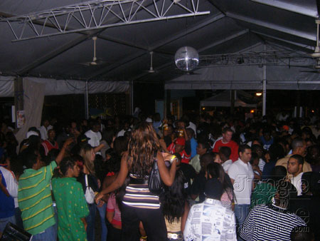 genx_scruples_thanks_2006-38